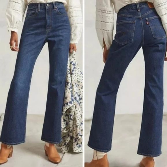 Levi's High Waisted 70's Flare Jeans - Picture 2 of 11